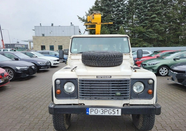 Land Rover Defender cena 133627 przebieg: 333624, rok produkcji 2020 z Strzelin małe 631